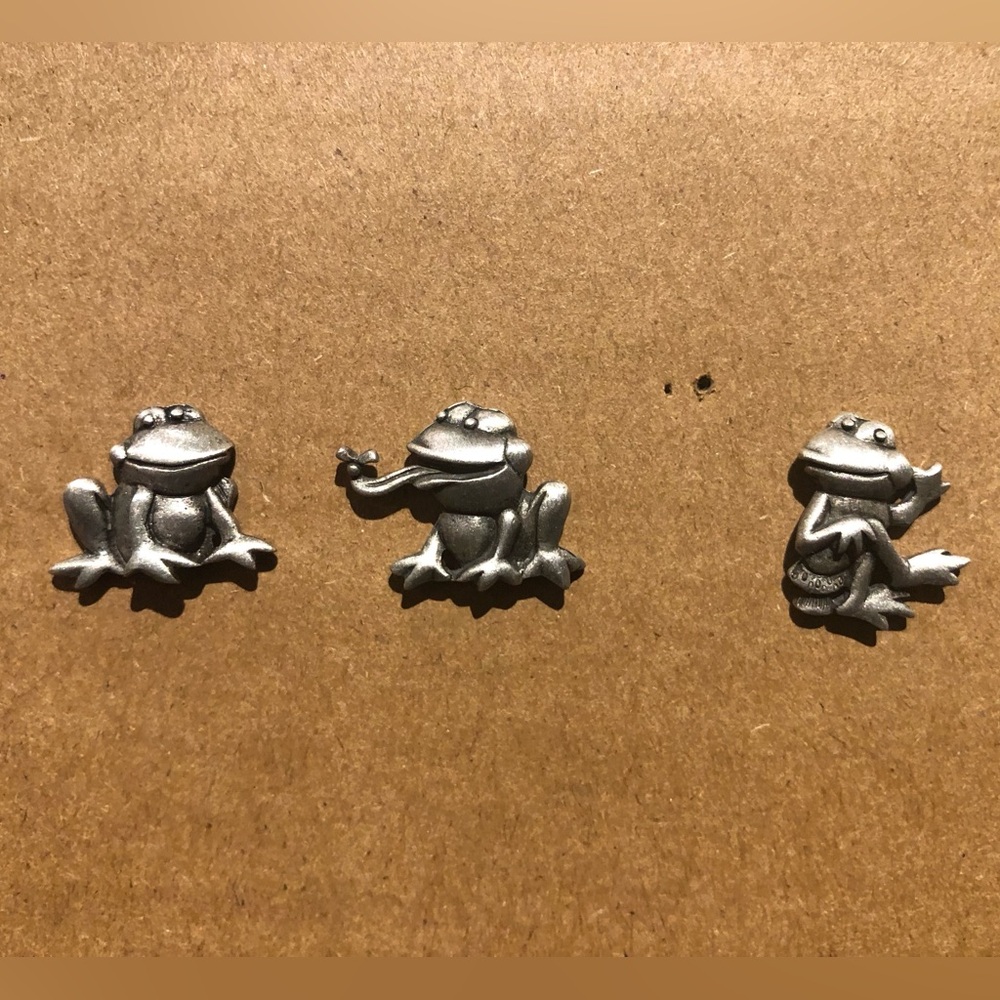 3/$40 Jonette Jewelry 3 silver tone frog pins